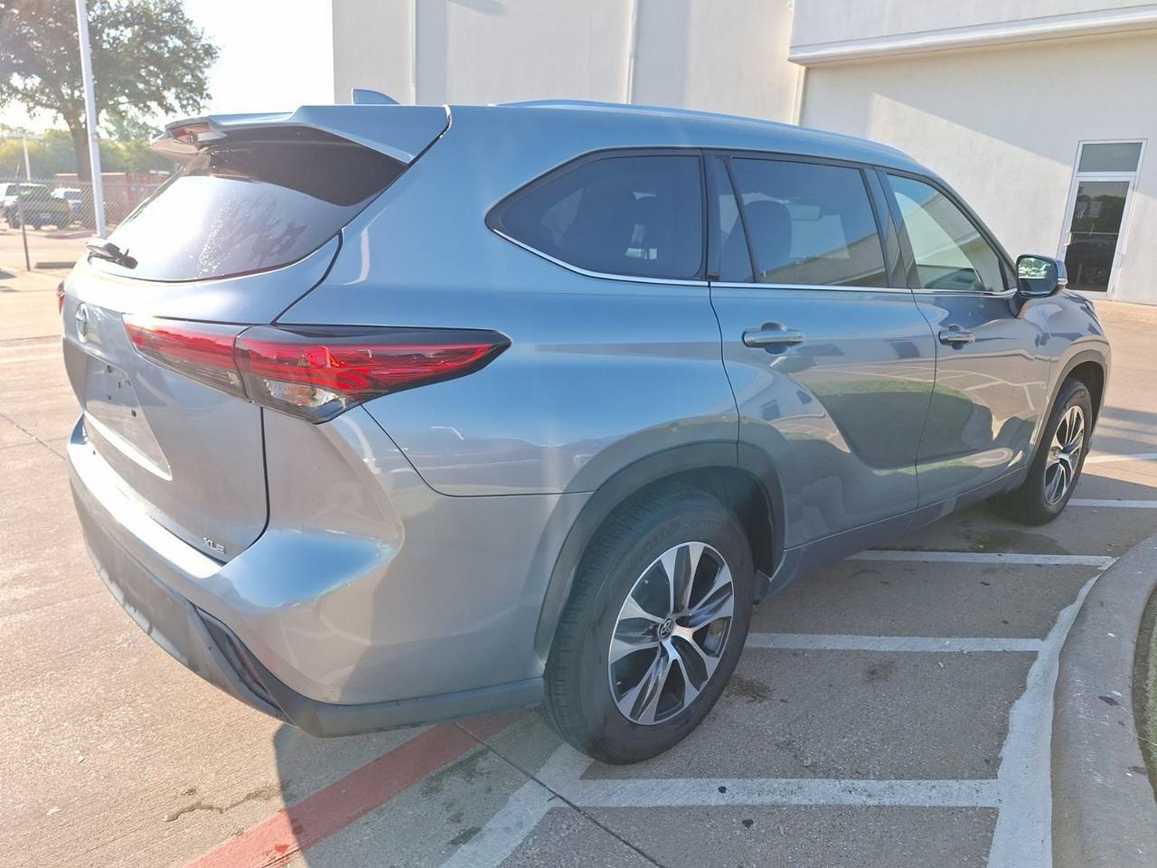 2021 Toyota Highlander XLE Hurst TX