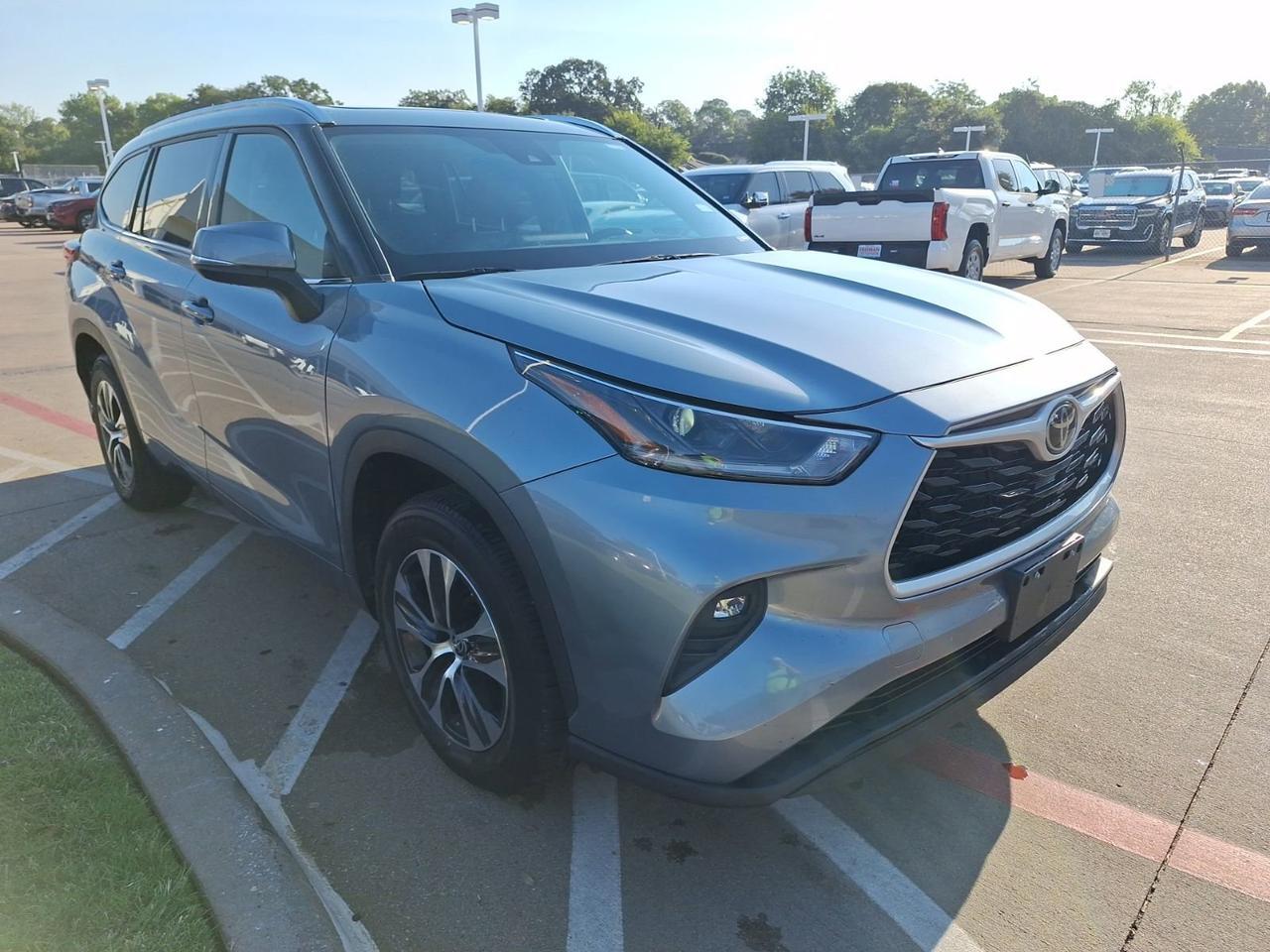 2021 Toyota Highlander XLE Hurst TX