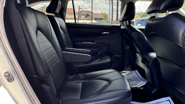 2021 Toyota Highlander XLE Houston TX