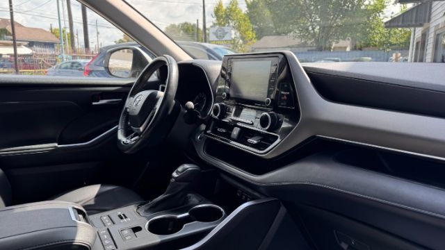 2021 Toyota Highlander XLE Houston TX