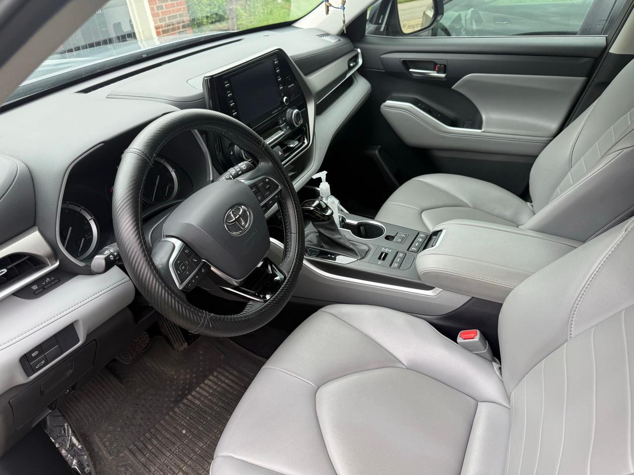 2021 Toyota Highlander XLE Indianapolis IN
