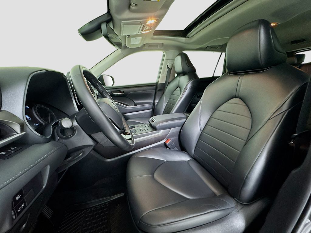 2021 Toyota Highlander XLE Kennewick WA