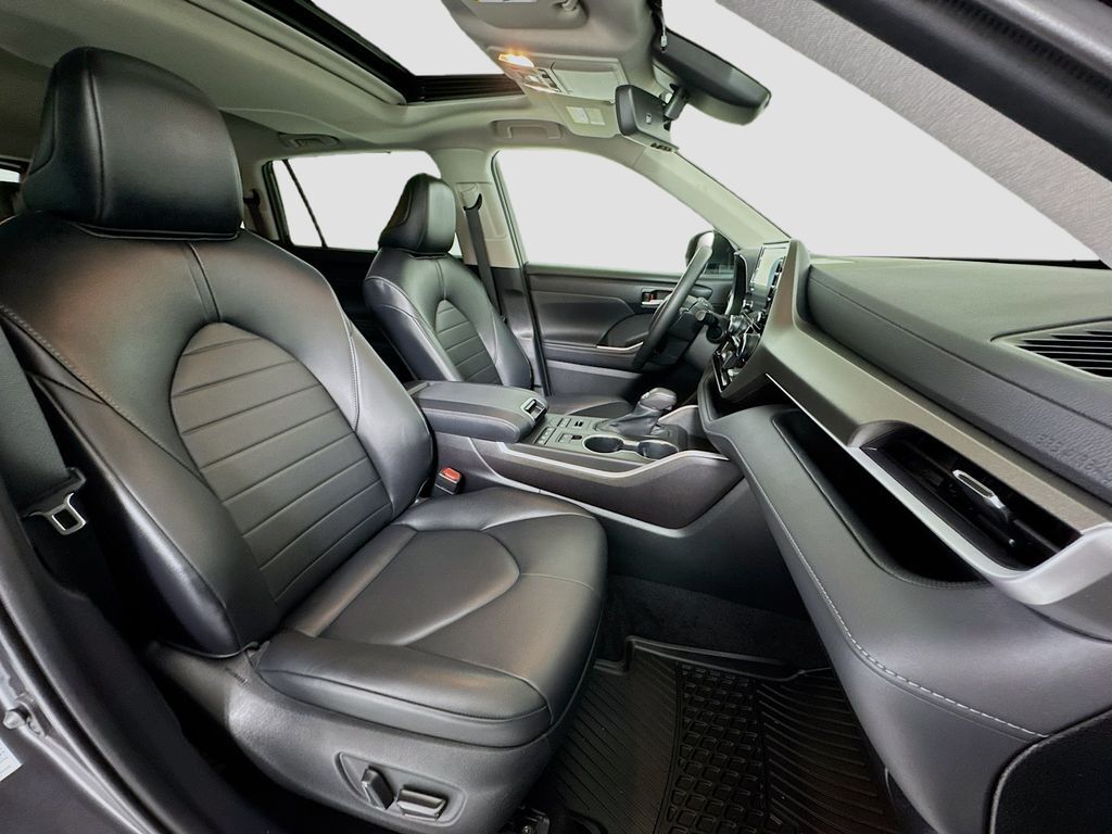 2021 Toyota Highlander XLE Kennewick WA