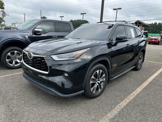2021 Toyota Highlander XLE Monroe GA