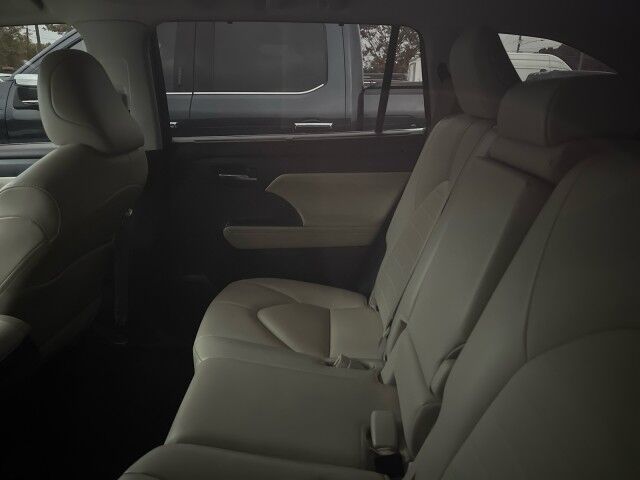 2021 Toyota Highlander XLE Monroe GA