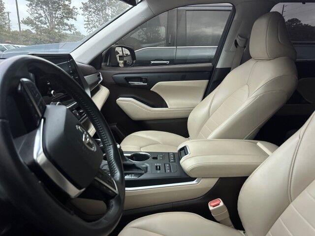 2021 Toyota Highlander XLE Monroe GA