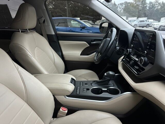 2021 Toyota Highlander XLE Monroe GA