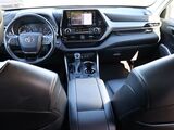 2021 Toyota Highlander XLE Oshkosh WI