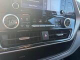 2021 Toyota Highlander XLE Oshkosh WI