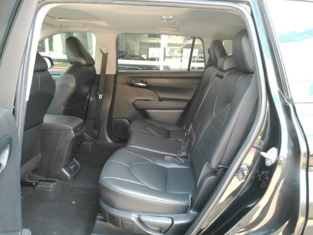 2021 Toyota Highlander XLE Plano TX