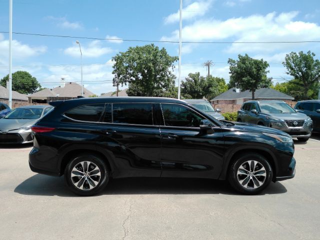 2021 Toyota Highlander XLE Plano TX