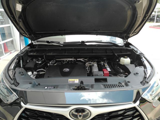 2021 Toyota Highlander XLE Plano TX