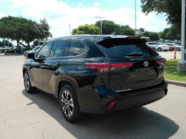 2021 Toyota Highlander XLE Plano TX