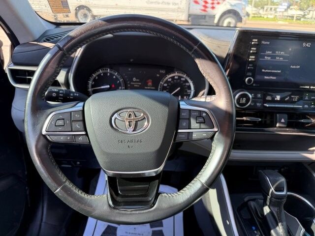 2021 Toyota Highlander XLE - Photo 22