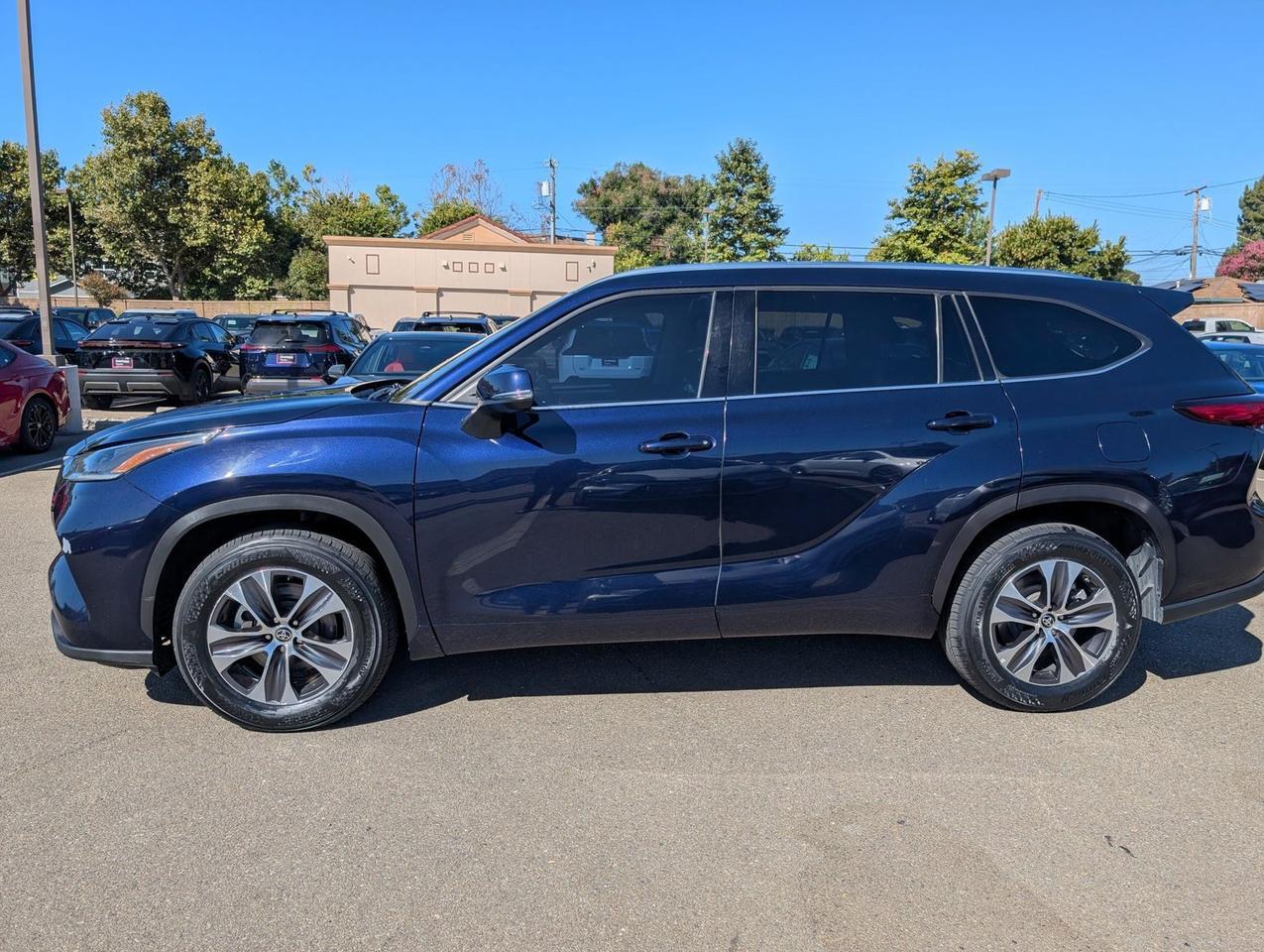 2021 Toyota Highlander XLE Roseville CA