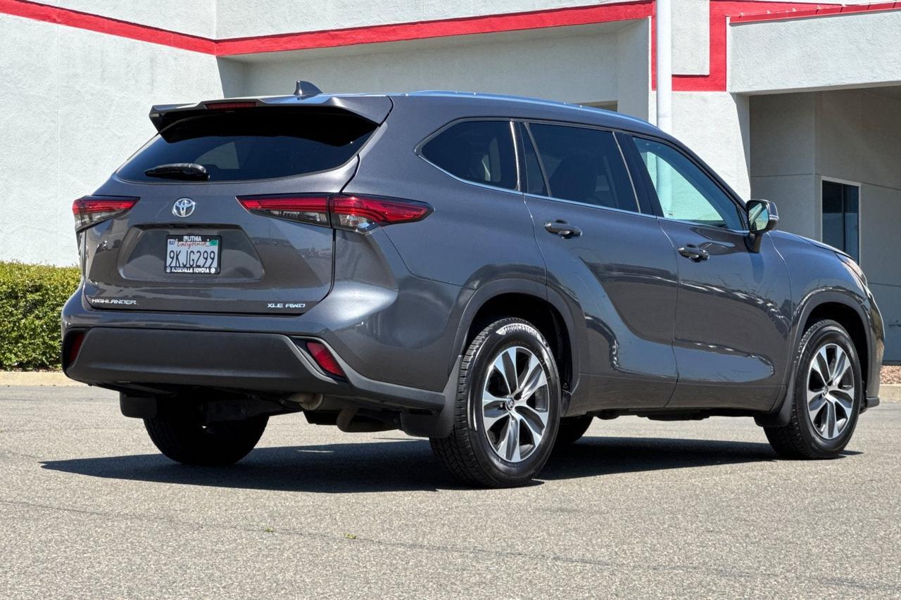 2021 Toyota Highlander XLE