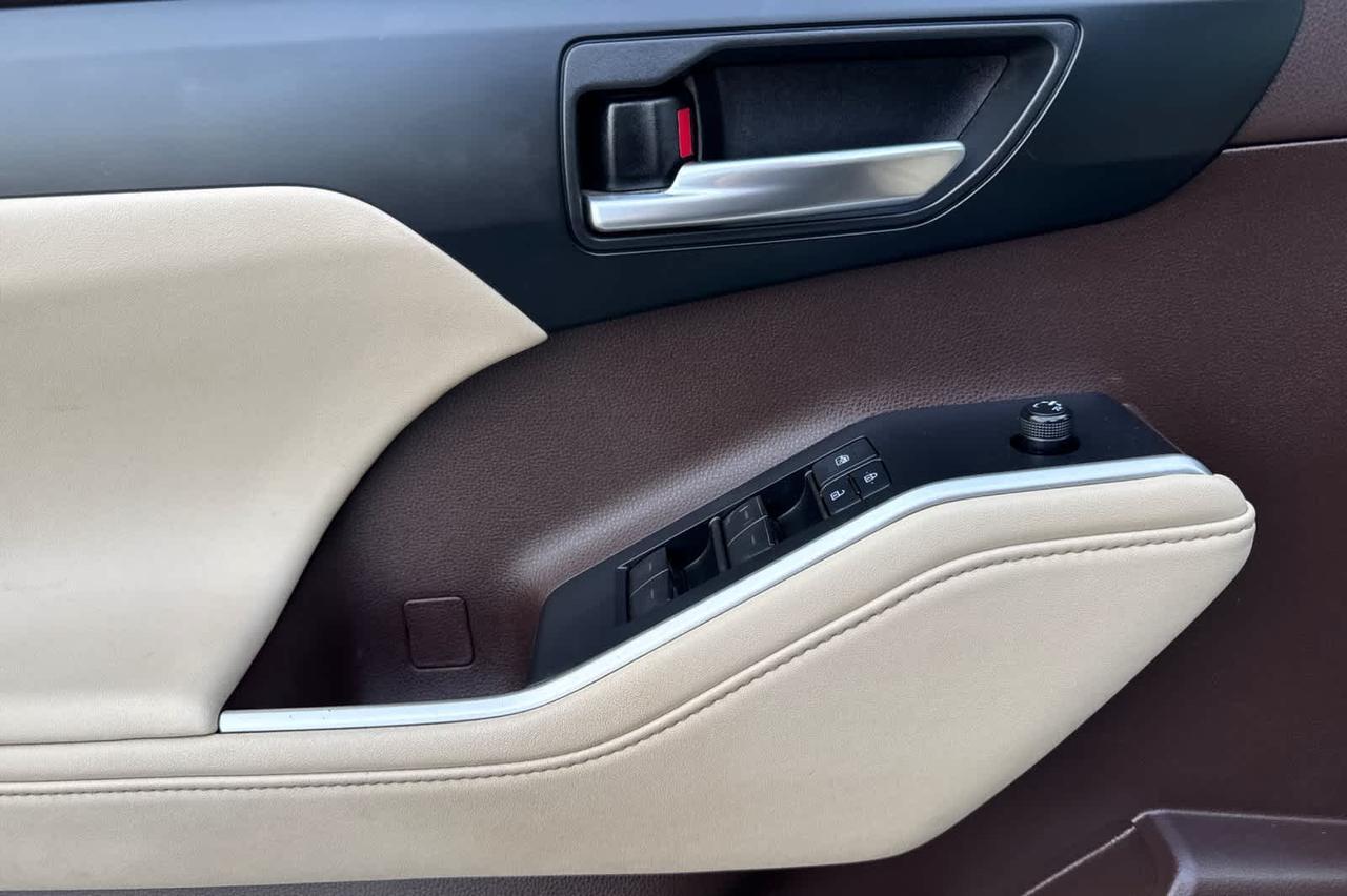 2021 Toyota Highlander XLE Roseville CA