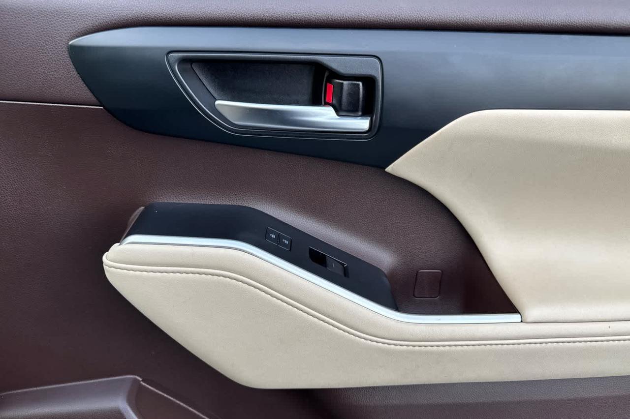 2021 Toyota Highlander XLE Roseville CA