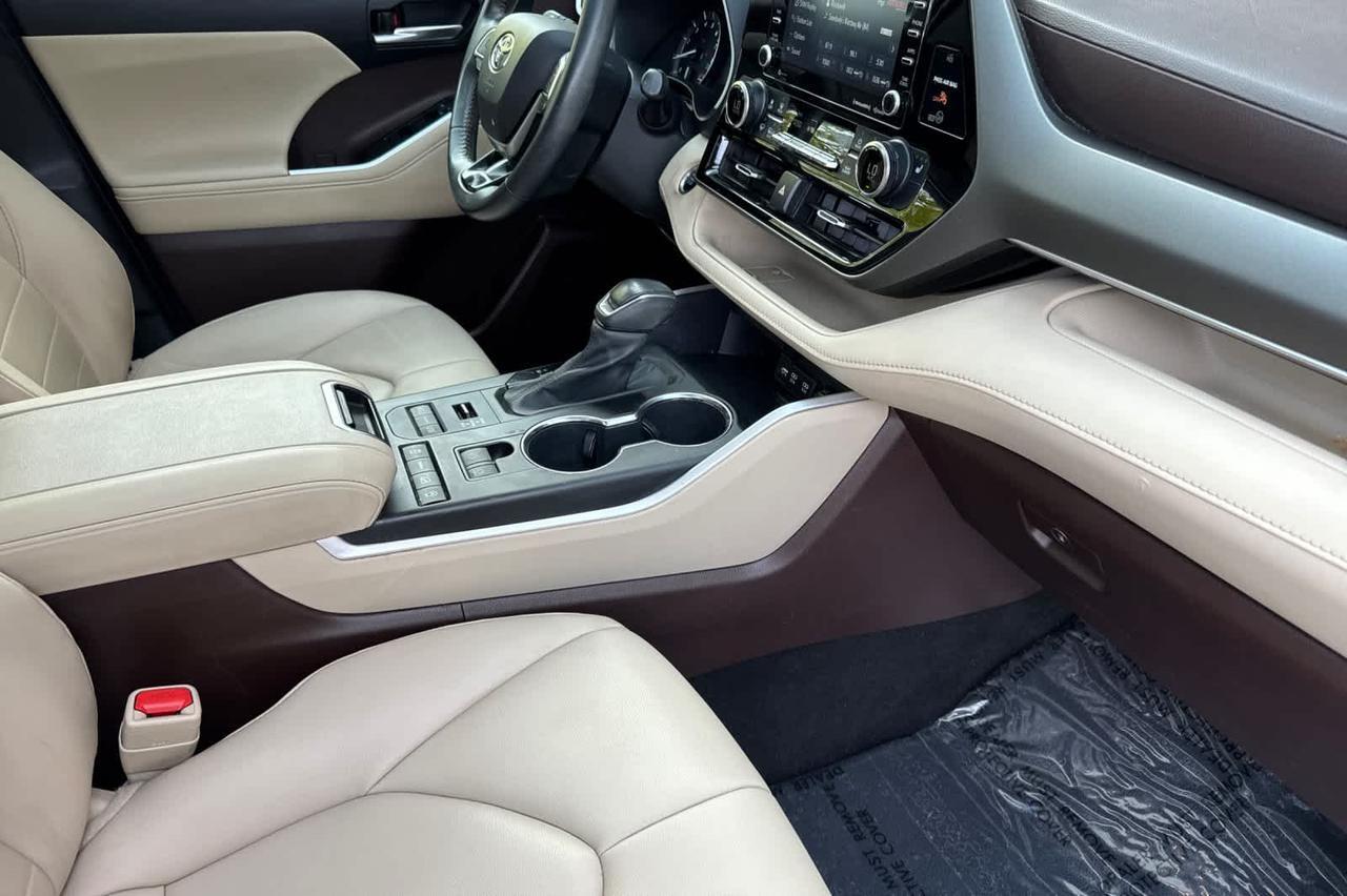 2021 Toyota Highlander XLE Roseville CA