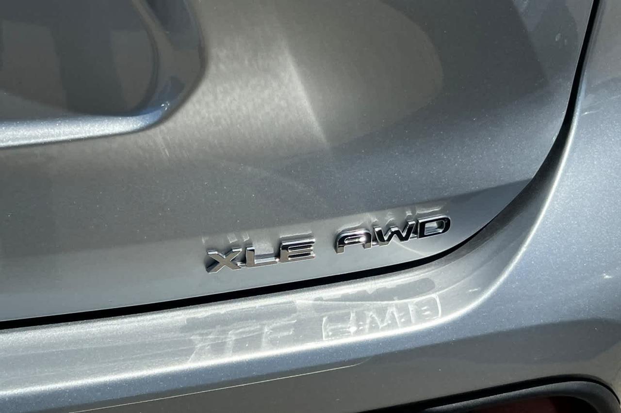 2021 Toyota Highlander XLE Roseville CA