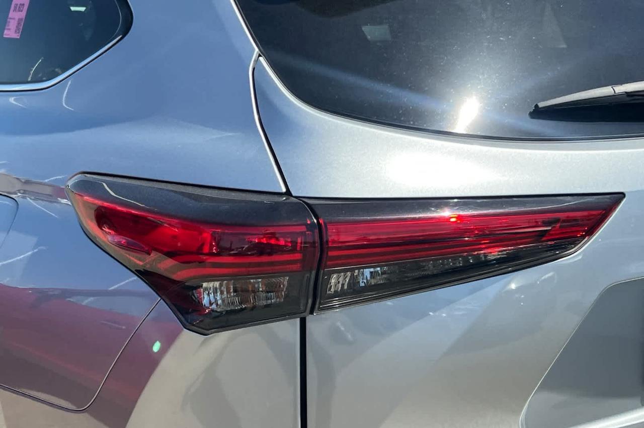 2021 Toyota Highlander XLE Roseville CA