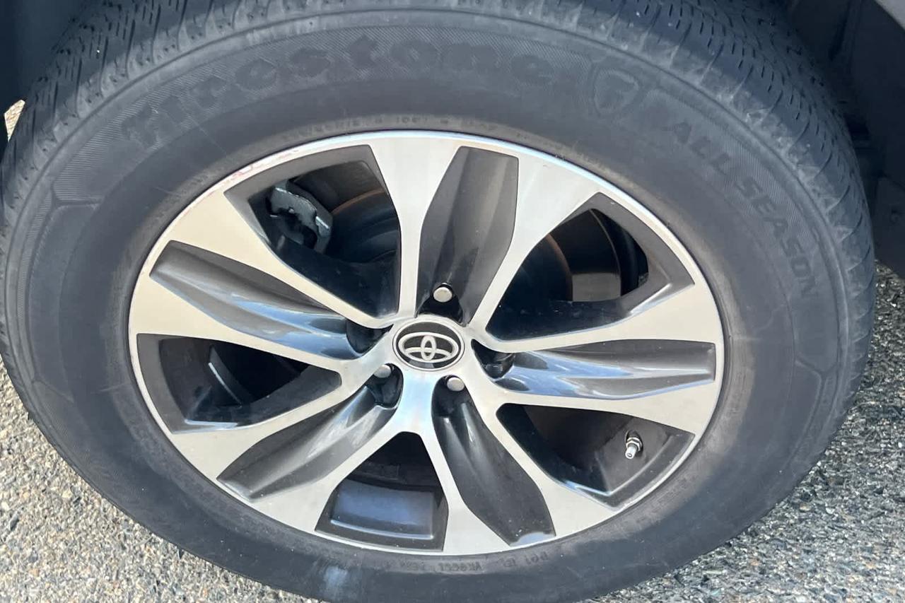 2021 Toyota Highlander XLE Roseville CA