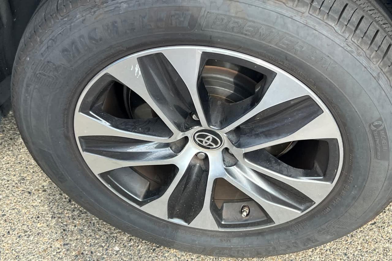 2021 Toyota Highlander XLE Roseville CA