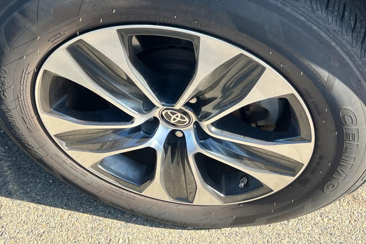 2021 Toyota Highlander XLE Roseville CA
