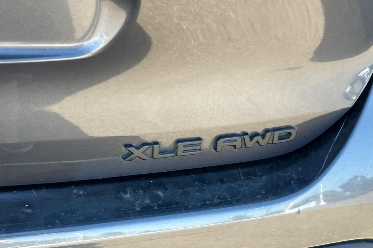 2021 Toyota Highlander XLE Roseville CA