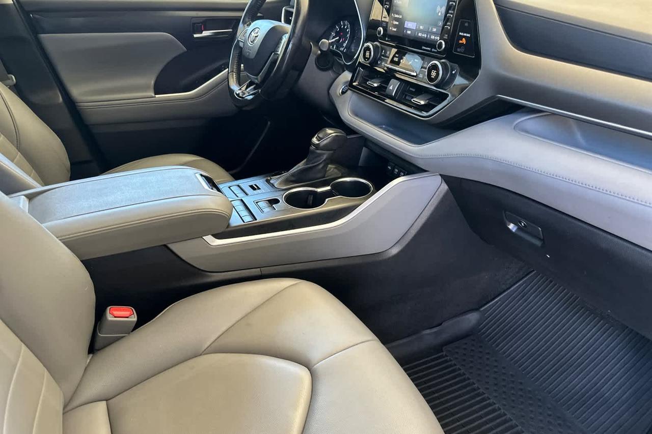 2021 Toyota Highlander XLE Roseville CA