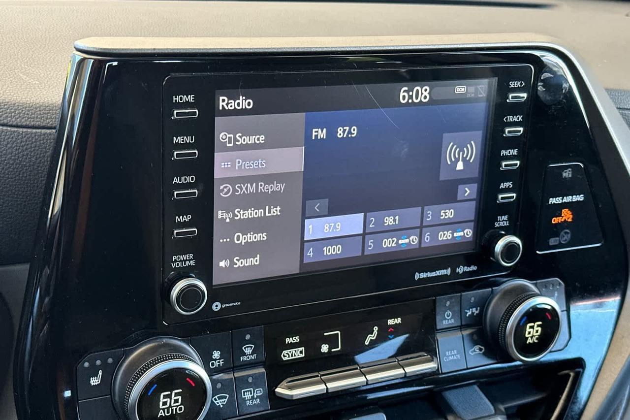 2021 Toyota Highlander XLE Roseville CA