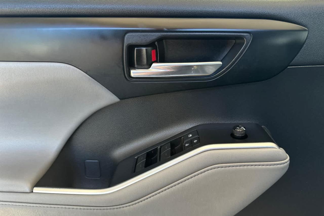 2021 Toyota Highlander XLE Roseville CA