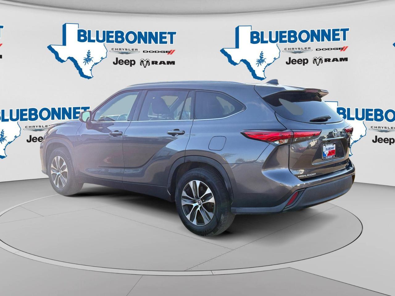 2021 Toyota Highlander XLE New Braunfels TX