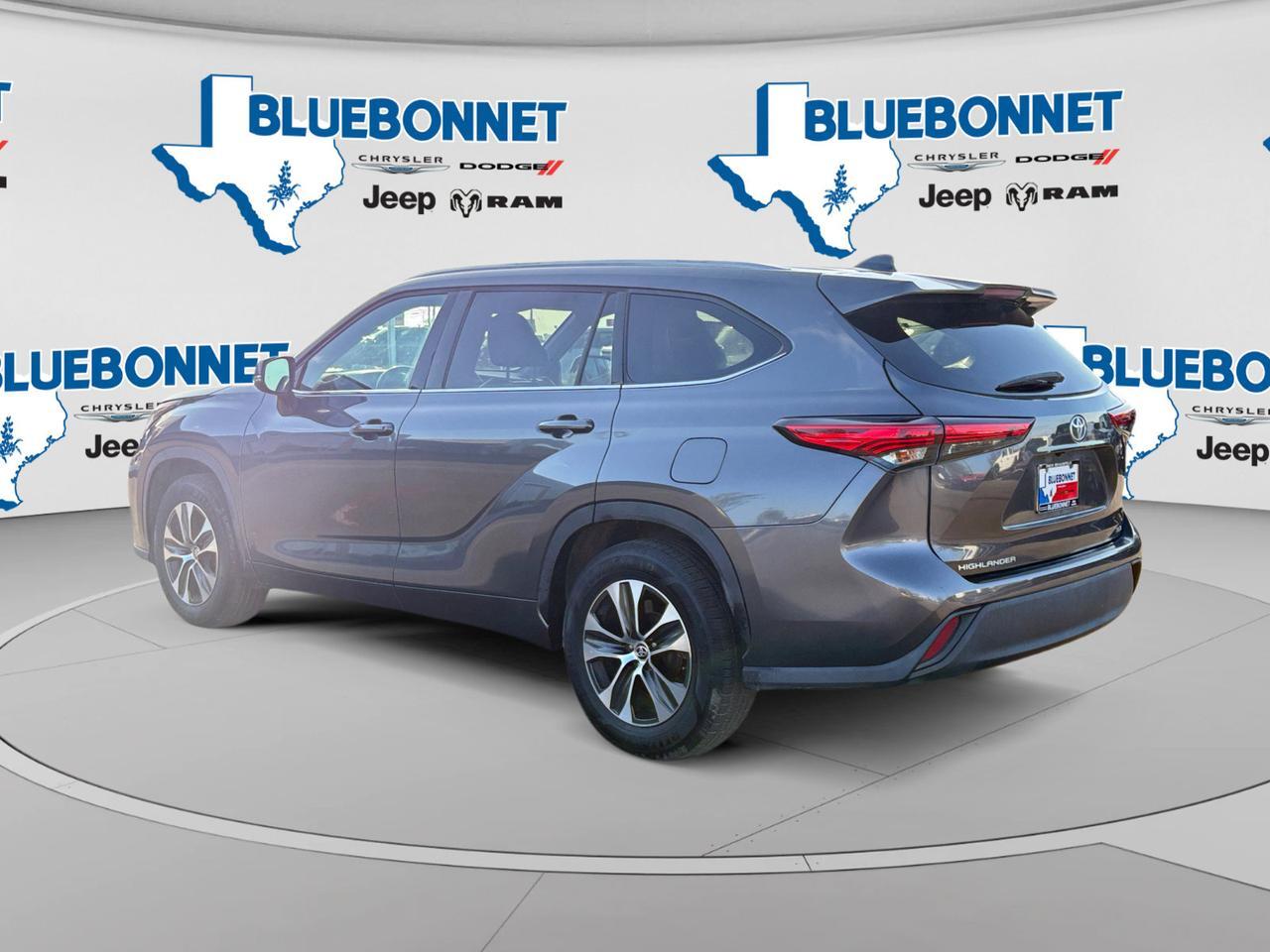 2021 Toyota Highlander XLE New Braunfels TX