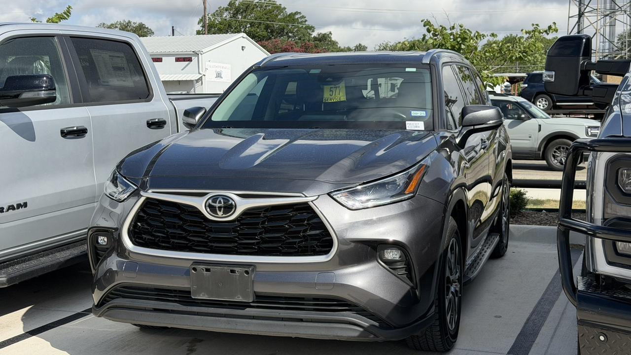 2021 Toyota Highlander XLE New Braunfels TX