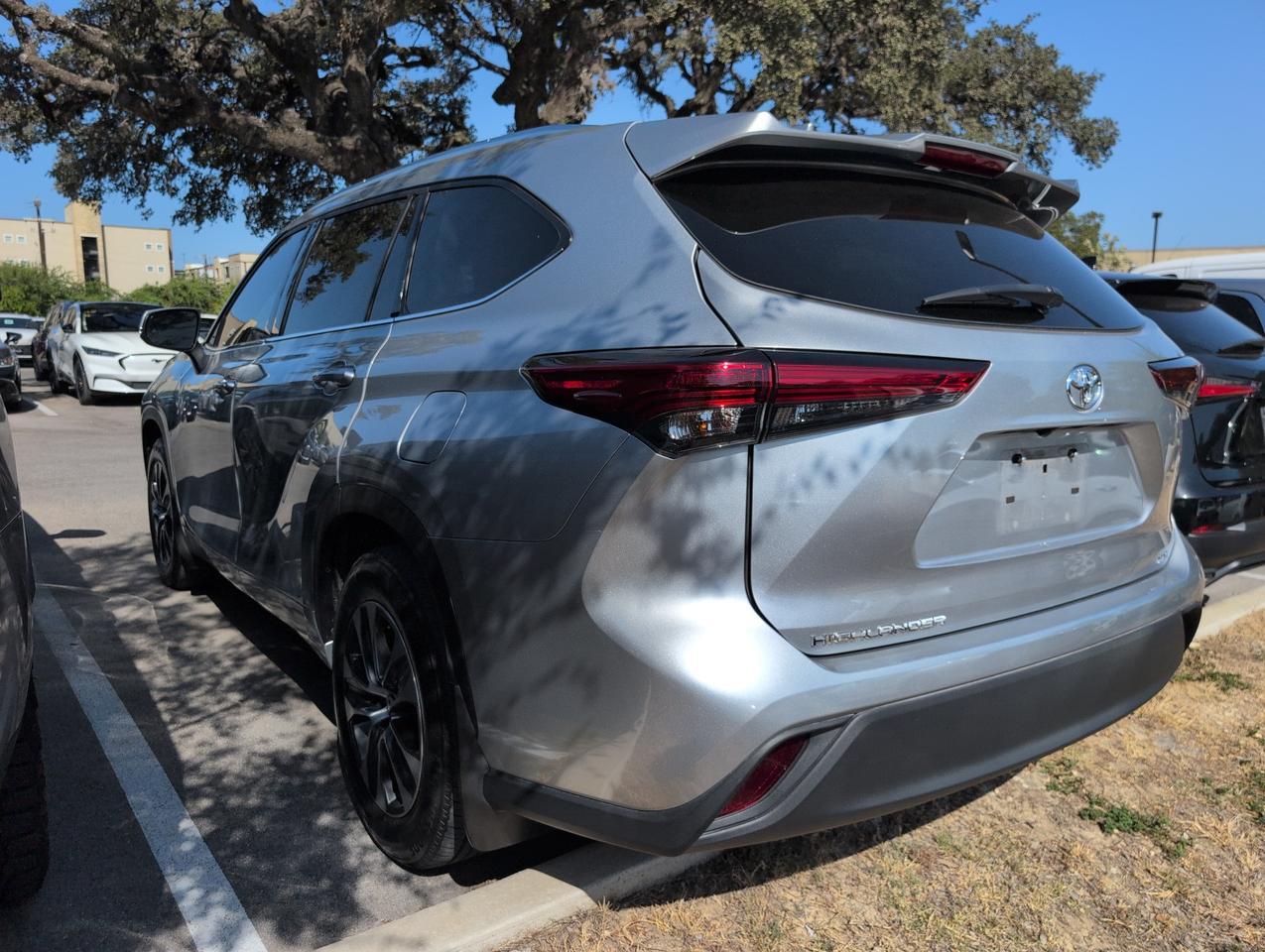 2021 Toyota Highlander XLE San Antonio TX