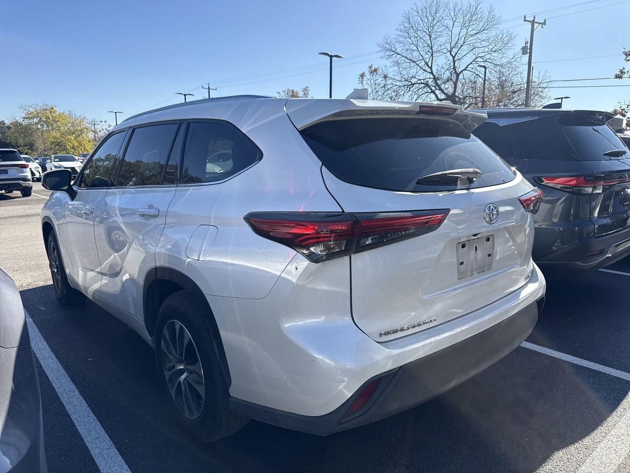 2021 Toyota Highlander XLE San Antonio TX