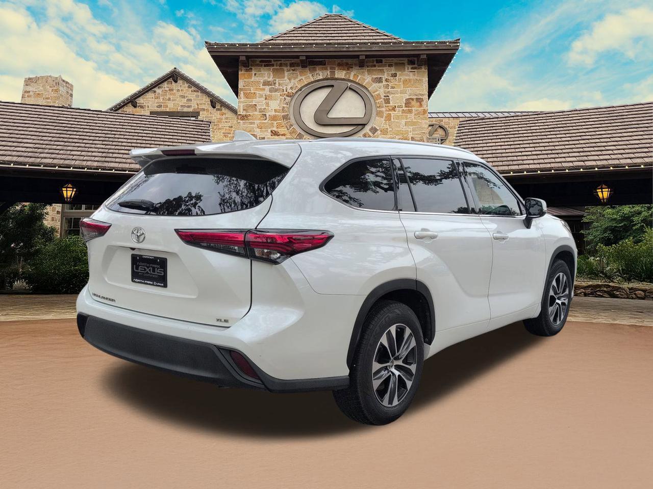 2021 Toyota Highlander XLE