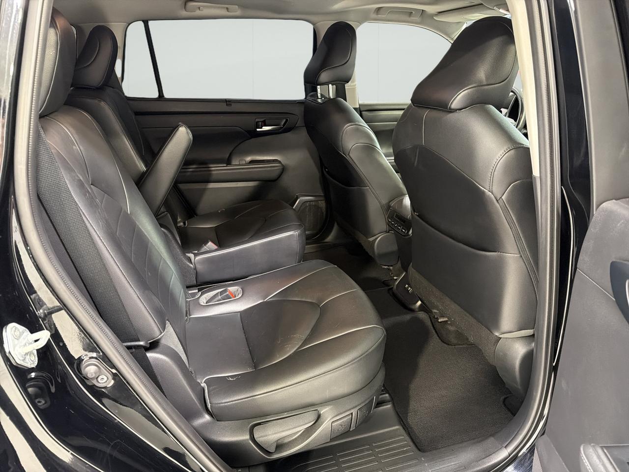 2021 Toyota Highlander XLE San Antonio TX