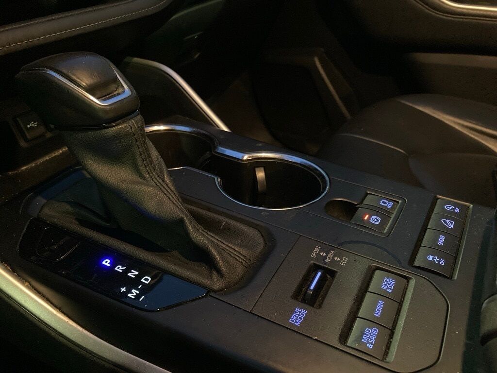 2021 Toyota Highlander XLE San Antonio TX