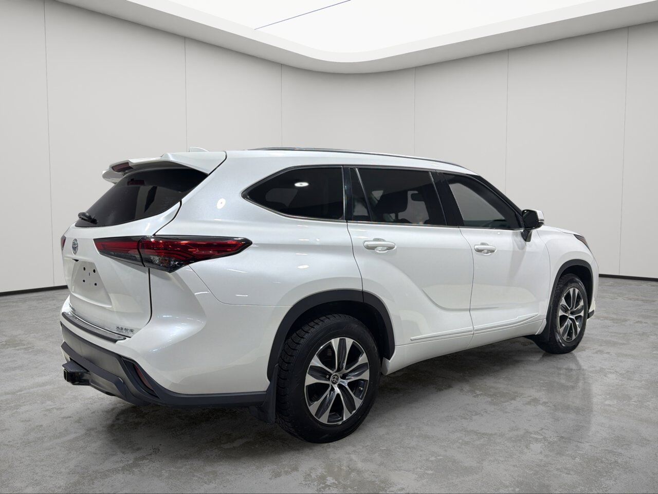 2021 Toyota Highlander XLE Sherwood Park AB