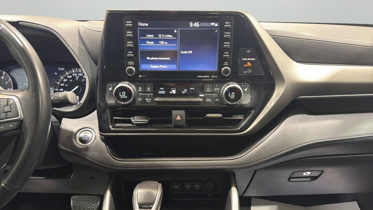 2021 Toyota Highlander XLE Sherwood Park AB