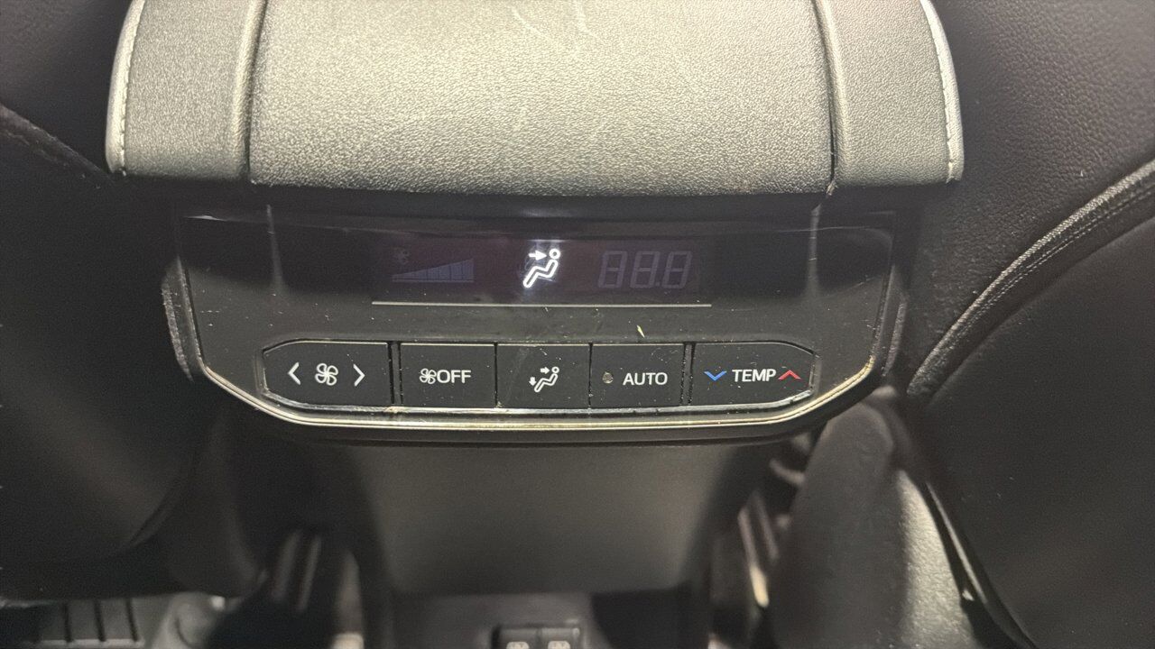 2021 Toyota Highlander XLE Sherwood Park AB