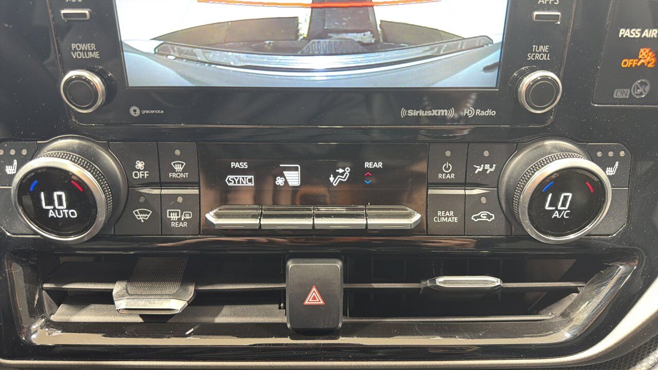 2021 Toyota Highlander XLE Sherwood Park AB