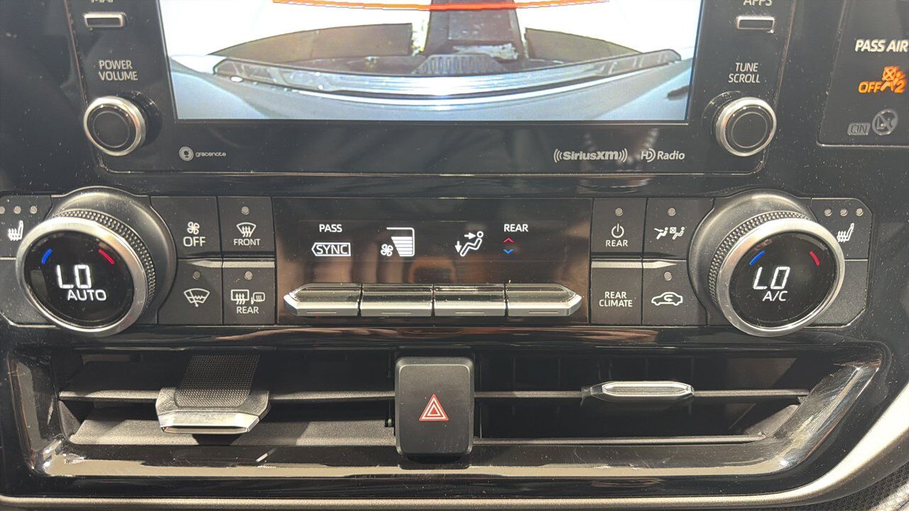 2021 Toyota Highlander XLE Sherwood Park AB