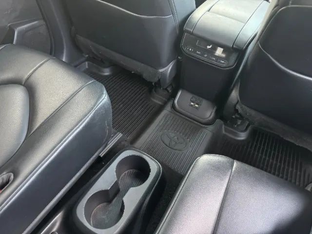 2021 Toyota Highlander XLE Sport Utility 4D Cincinnati OH