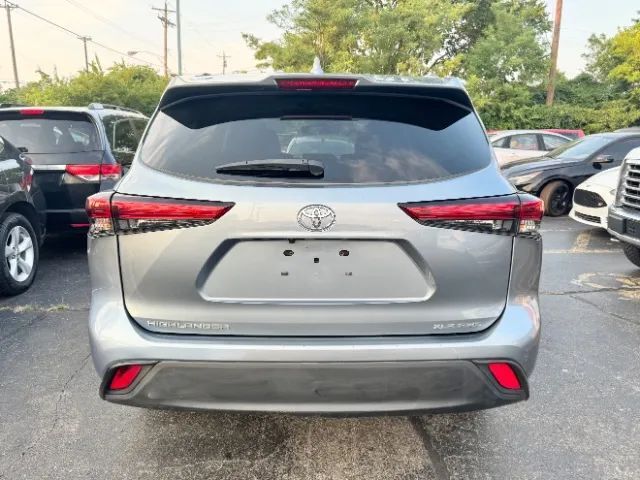 2021 Toyota Highlander XLE Sport Utility 4D Cincinnati OH