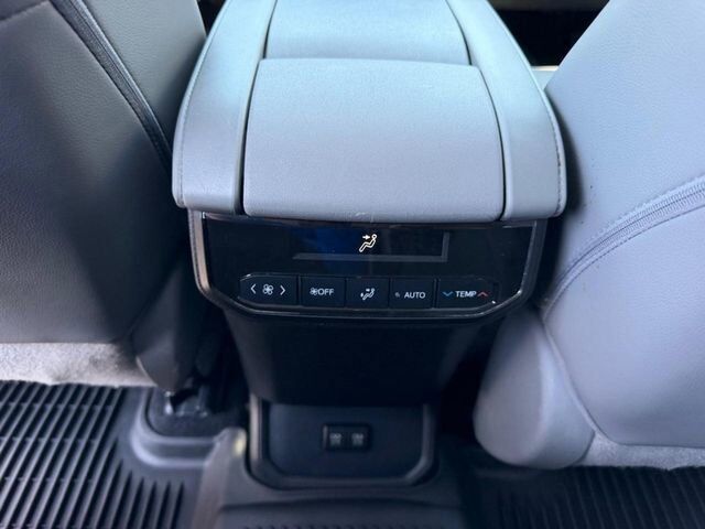 2021 Toyota Highlander XLE Farmington MO