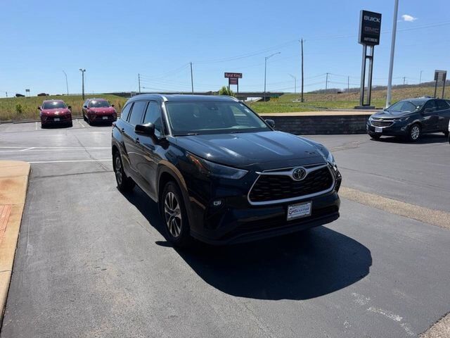 2021 Toyota Highlander XLE Farmington MO