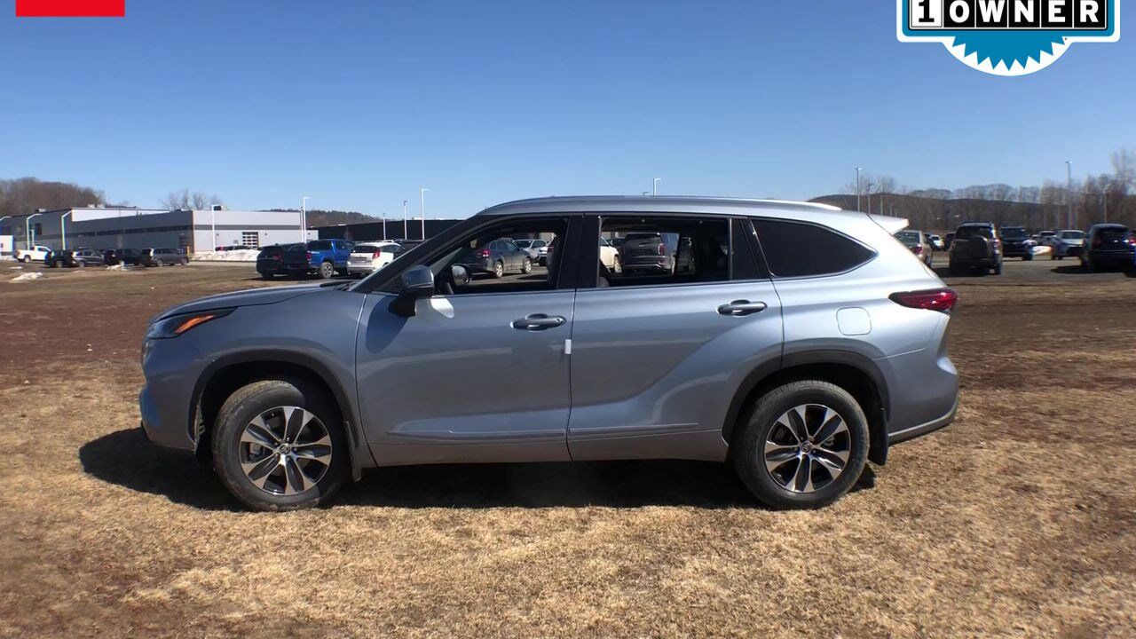 2021 Toyota Highlander XLE White River Junction VT